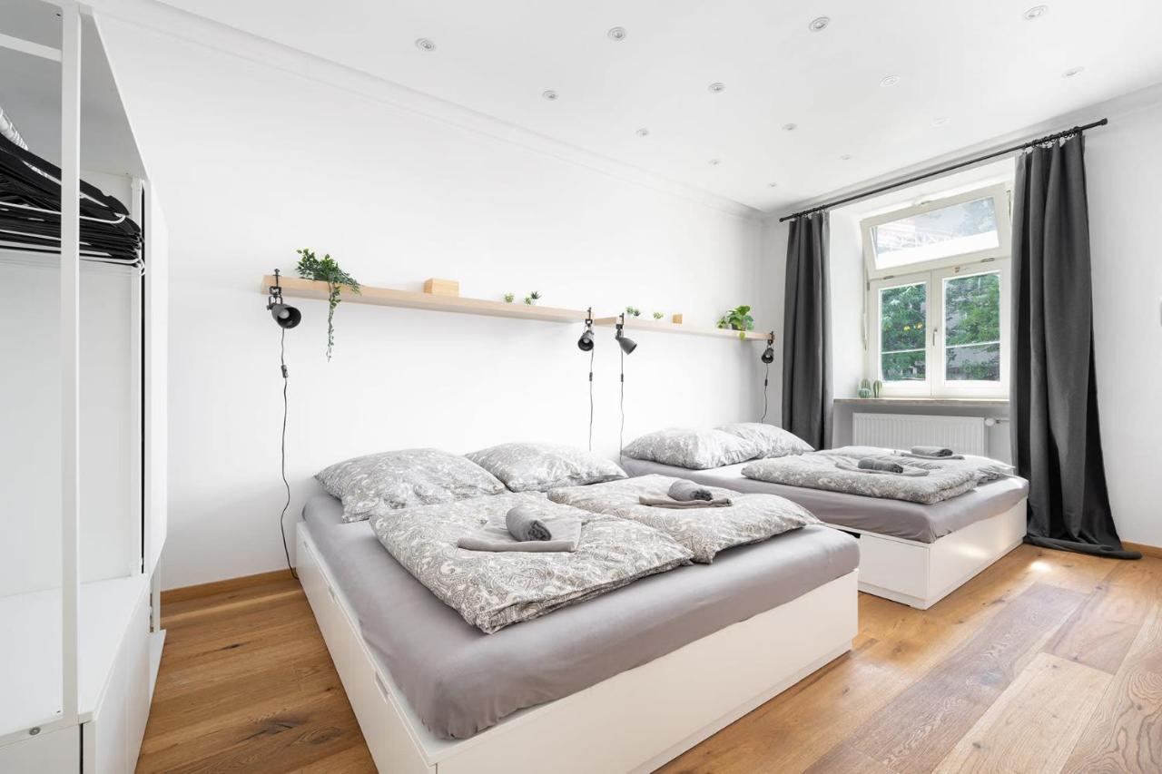 Wiesen Living - For Up To Twelve People Apartment München